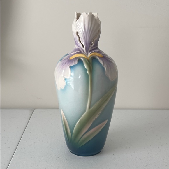 Franz Elegant Blue and Purple Floral Vase